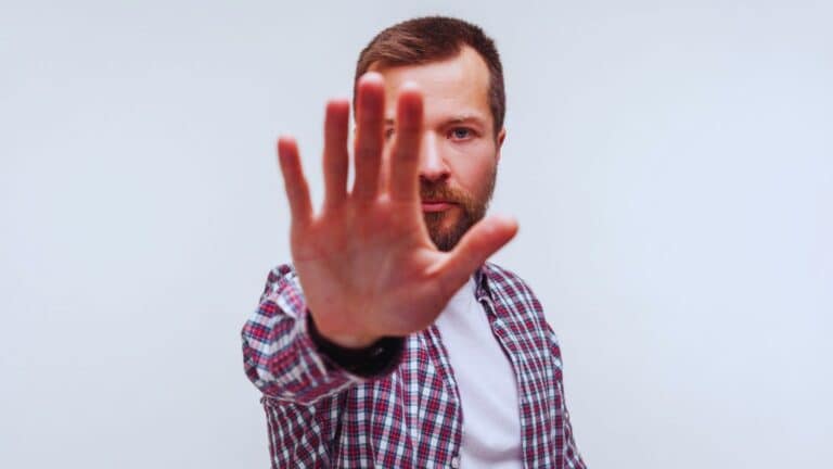 Improve LinkedIn Connection Acceptance